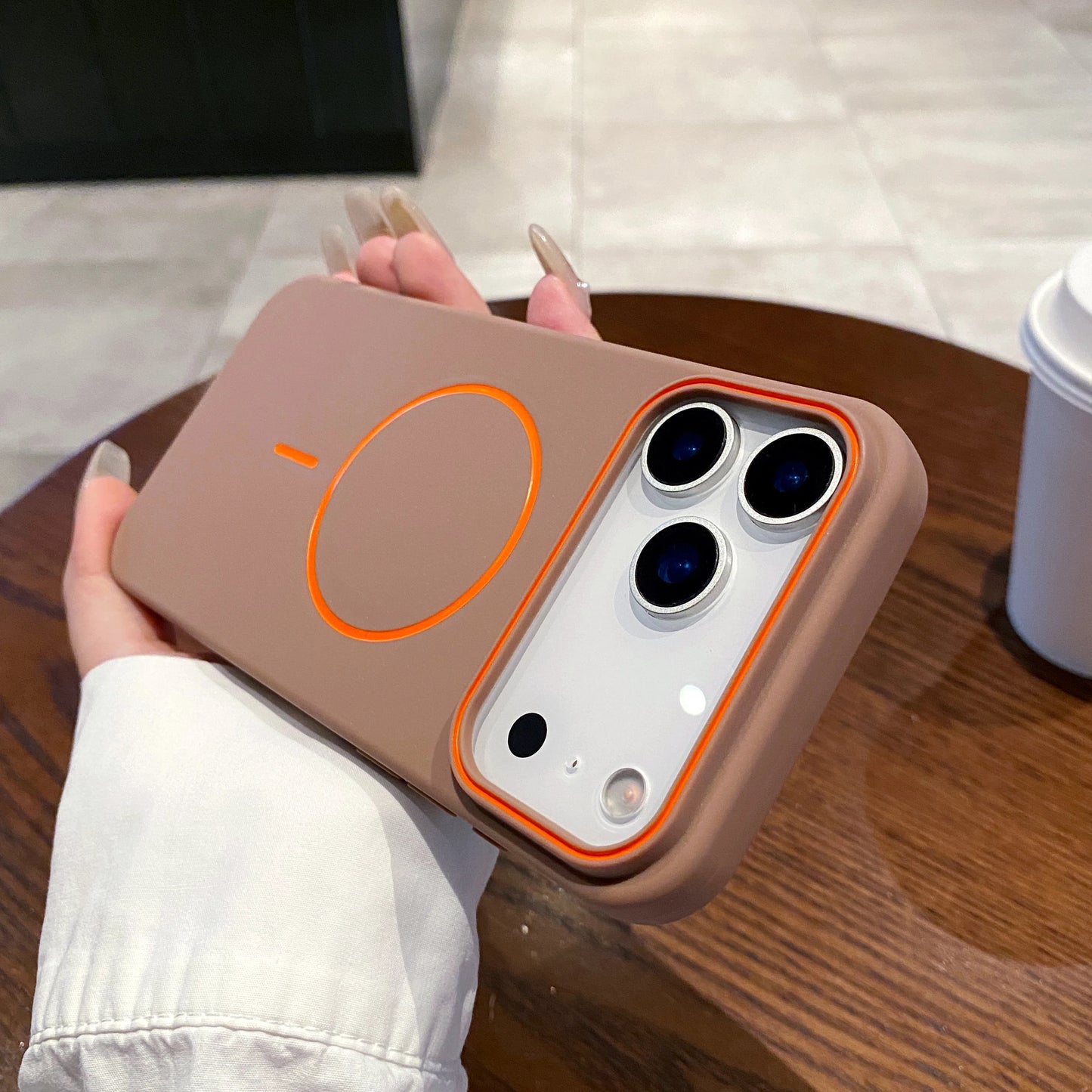 Magnetiskt Matt Silikonskal (MagSafe) – iPhone 11–17 Serien